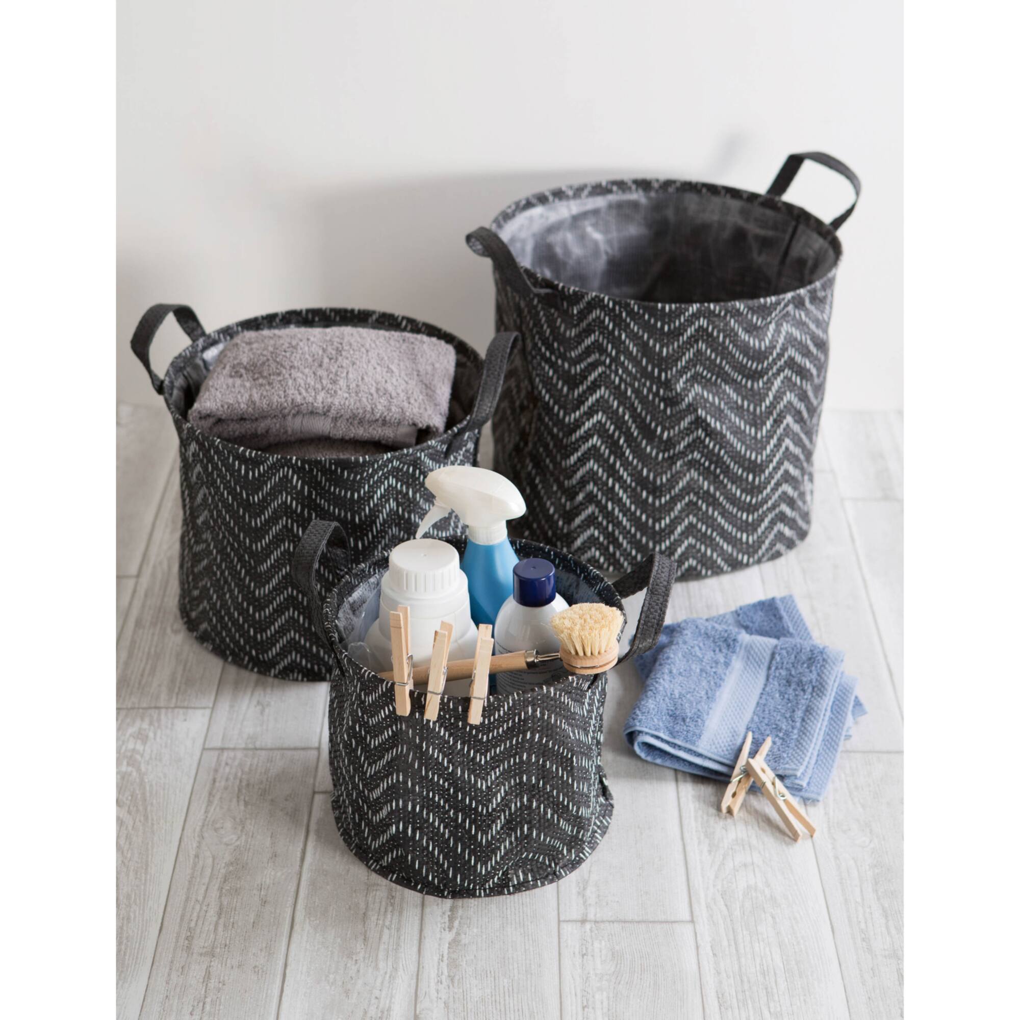 DII® Round Black & White Tribal Chevron PE-Coated Woven Paper Laundry Bin Set